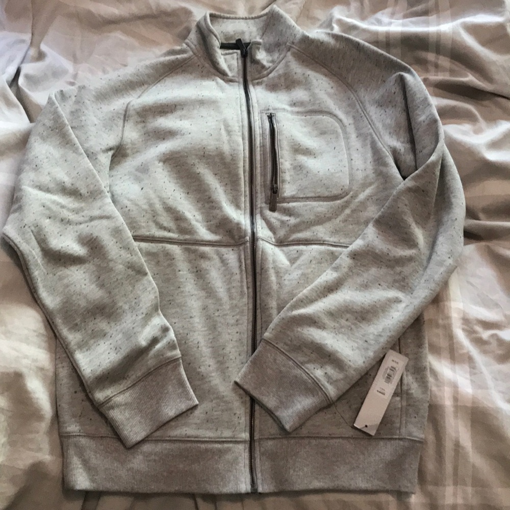 Apt 9 new zip up size small